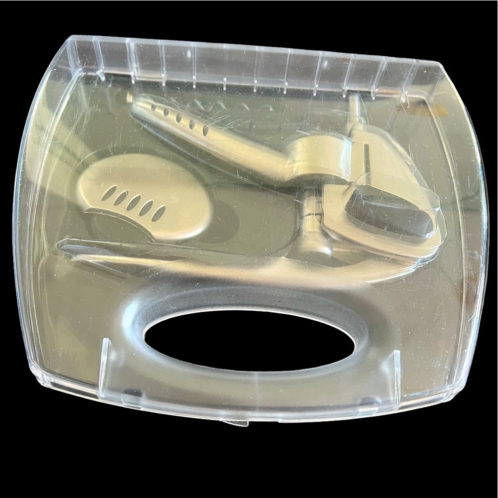 Wine Bottle uncorking System in Case Franmara7445 Swiftpull Pro 2